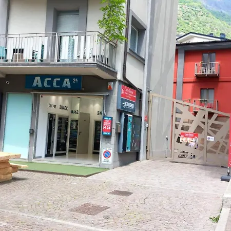 Hotel Bed & Rooms , Corte Rossa -1 Min Walk To Bernina Express-3